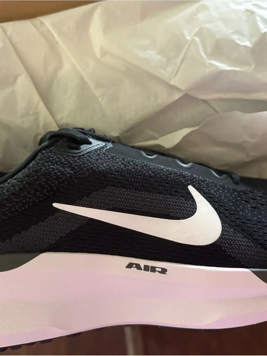 Nike Black and White Women's Air Running Sneakers