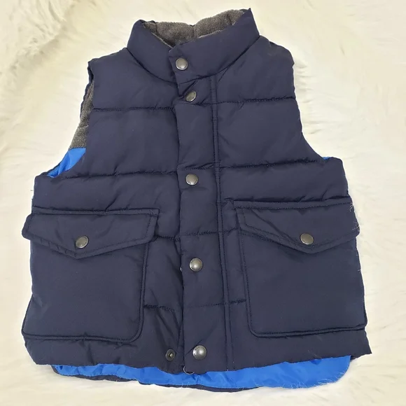 Baby Gap down alternative puffer vest‎ size 2 years