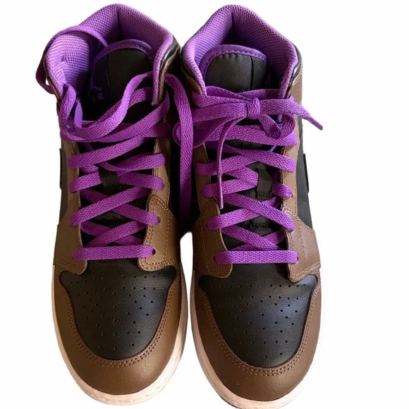 Air Jordan 1 Mid GS ‘Palomino’ | NWOT | 7Y/8.5W