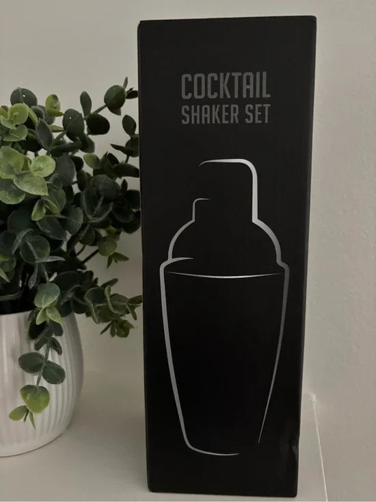 Cocktail Shaker Set - Premium Home Bar Accessory