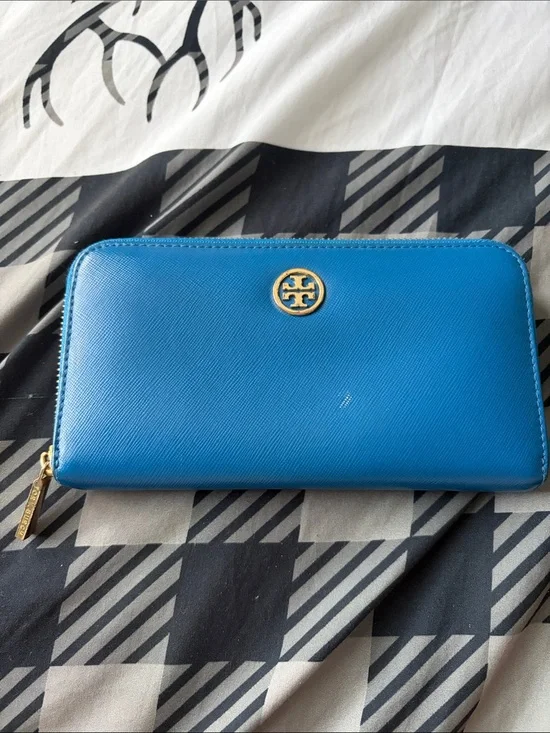 Tory Burch Bright Blue Zip-Around Continental Wallet with Gold Logo
