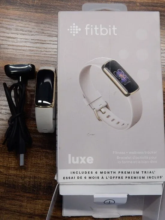 Fitbit Luxe Fitness & Wellness Tracker