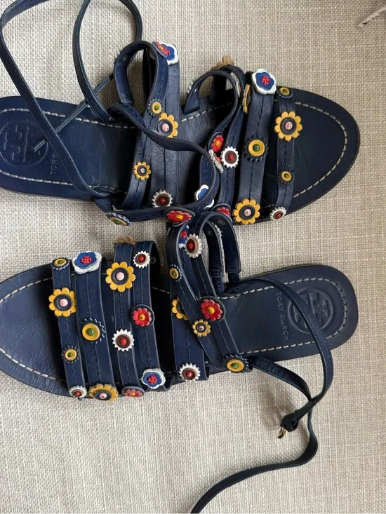 Tory Burch Navy Floral Embellished Leather Sandals size 8
