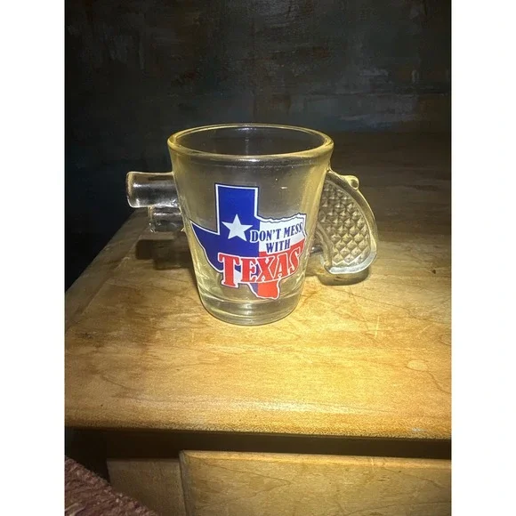 Don't Mess With Texas Pistol Shot Glass Novelty Handle Clear Barware