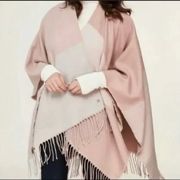 Soia & Kyo NWT Scarfigan