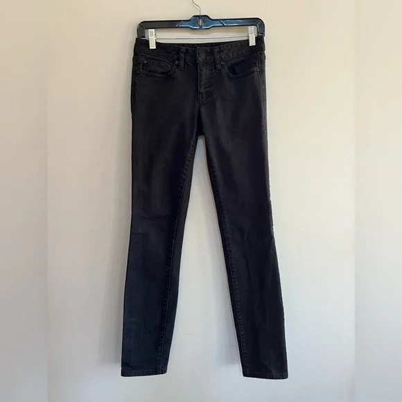 Tory Burch Super Skinny Jeans in Black, size 26