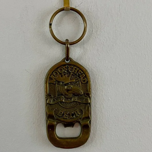 VTG Moosehead Canadian Lager Beer Bottle Opener Keychain Brass Tone Metal Fob
