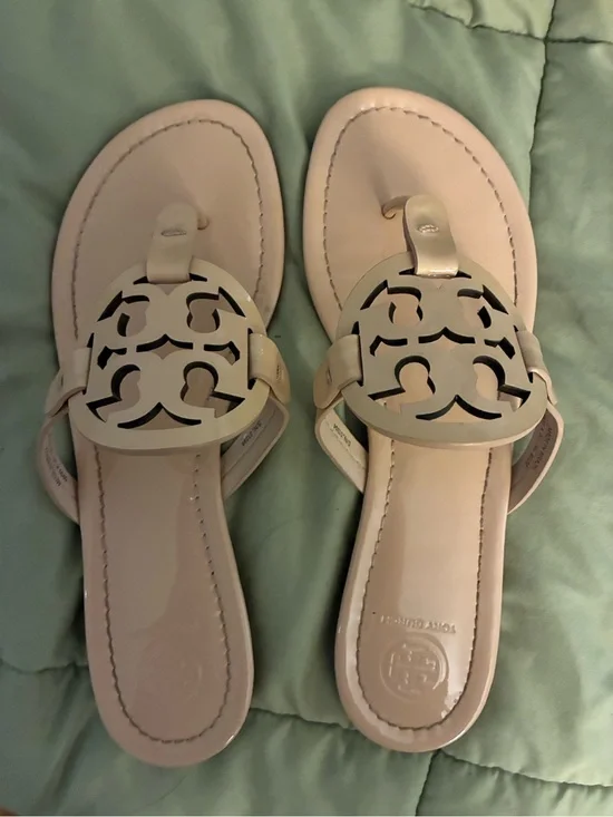 Tory Burch Nude Patent Miller Logo Thong Sandals