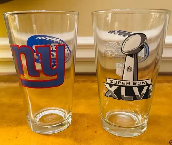 NFL New York Giants 2012 Super Bowl XLVl Bud Light Beer Pint Clear Glasses